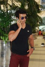 Sonu Sood at airport in Mumbai on 27th April 2015